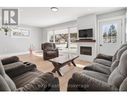 93 ELMA CENTRE STREET - 4