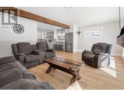 93 ELMA CENTRE STREET - 8