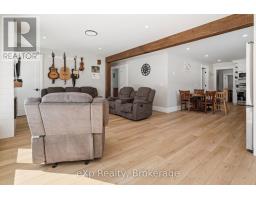 93 ELMA CENTRE STREET - 9