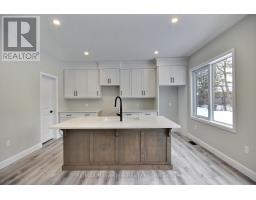 14 ROBERTS STREET N - 2