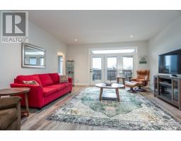 149 RIDGEWOOD CRESCENT - 12