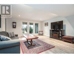 149 RIDGEWOOD CRESCENT - 31