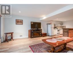 149 RIDGEWOOD CRESCENT - 34