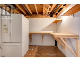 32 DEMILLE STREET - 32