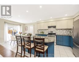 241 PINEGLEN CRESCENT - 13