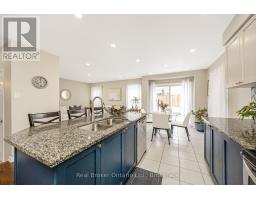 241 PINEGLEN CRESCENT - 14