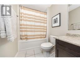 241 PINEGLEN CRESCENT - 26