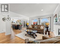 26 SHADYRIDGE PLACE - 17