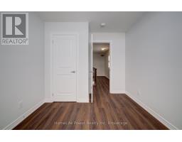 56 REISTWOOD DRIVE - 33