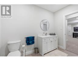 18 FAWN CREEK LANE - 32