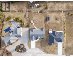 18 FAWN CREEK LANE - 44