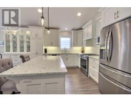 1095 KINCAID STREET W - 4