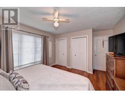 176 WESLEY CRESCENT - 18