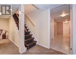 176 WESLEY CRESCENT - 22