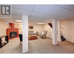 176 WESLEY CRESCENT - 23