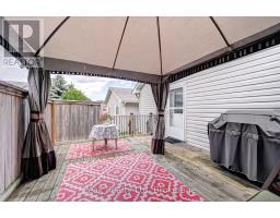 176 WESLEY CRESCENT - 33