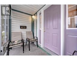 176 WESLEY CRESCENT - 5