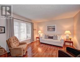 176 WESLEY CRESCENT - 9