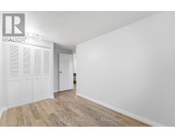 17 - 91 AVONWOOD DRIVE - 18