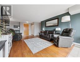 PH2 - 55 BLUE SPRINGS DRIVE - 16