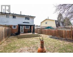 567 DURHAM CRESCENT - 14