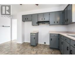 567 DURHAM CRESCENT - 23