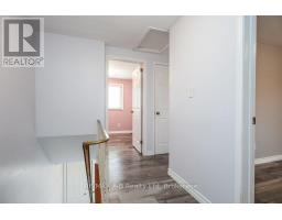 567 DURHAM CRESCENT - 28