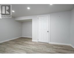 567 DURHAM CRESCENT - 39