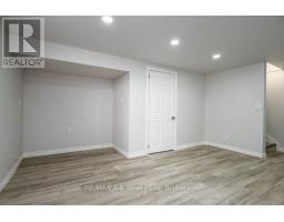 567 DURHAM CRESCENT - 40