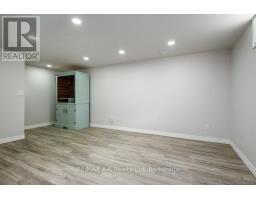 567 DURHAM CRESCENT - 42