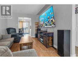 20 TRILLIUM DRIVE - 13