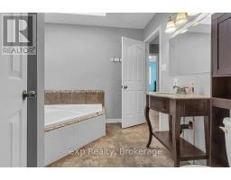 20 TRILLIUM DRIVE - 16