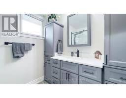 202 ST. DAVID STREET - 42