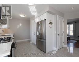 12 MEADOWRIDGE DRIVE - 15