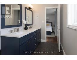 12 MEADOWRIDGE DRIVE - 25