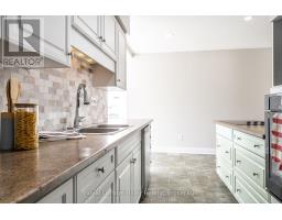 113 WHITELOCK STREET S - 14