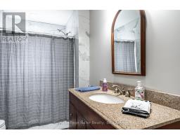 113 WHITELOCK STREET S - 17