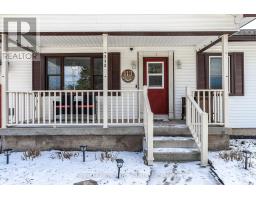 113 WHITELOCK STREET S - 3