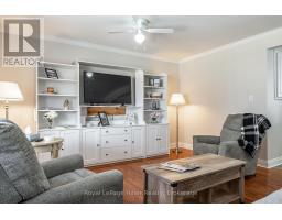 113 WHITELOCK STREET S - 5