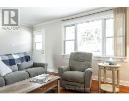 113 WHITELOCK STREET S - 7