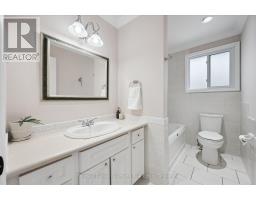 18 GATEWAY DRIVE - 18