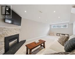 18 GATEWAY DRIVE - 20