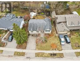 18 GATEWAY DRIVE - 34