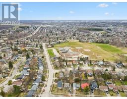 18 GATEWAY DRIVE - 38