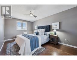 73 PATHFINDER CRESCENT - 18