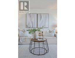 73 PATHFINDER CRESCENT - 26