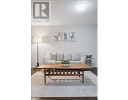 73 PATHFINDER CRESCENT - 29