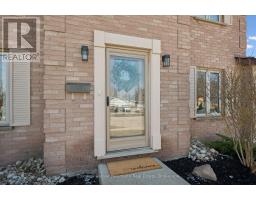 73 PATHFINDER CRESCENT - 3