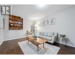 73 PATHFINDER CRESCENT - 32