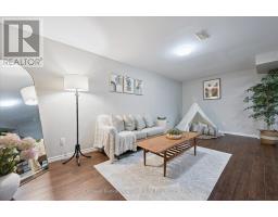 73 PATHFINDER CRESCENT - 33